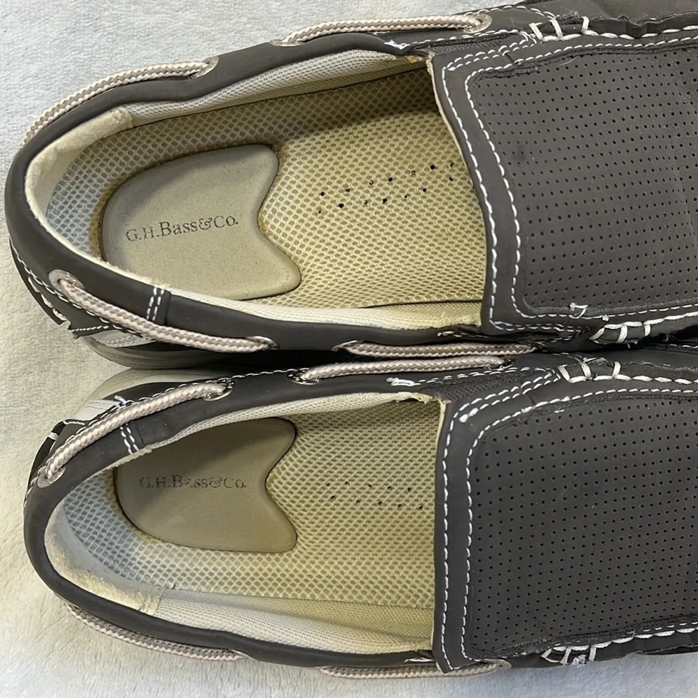 G. H. Bass Men’s Slip On Boat Shoes Size 8